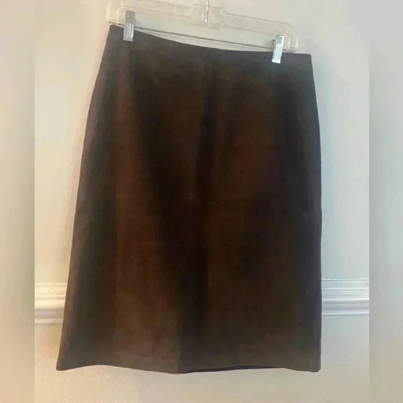 Gap Suede Brown Pencil Skirt, size 4 - Picture 5 of 7
